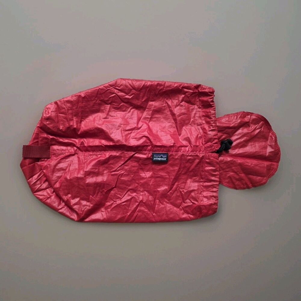 Patagonia Red Small Thin Draw String Stuff Sack Bag Nylon Logo Travel Camp 11"